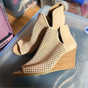 Nordstrom Beige Perforated Wedge Sandals